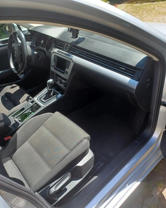 Volkswagen Passat cena 54900 przebieg: 213500, rok produkcji 2017 z Nowe Miasto Lubawskie małe 137